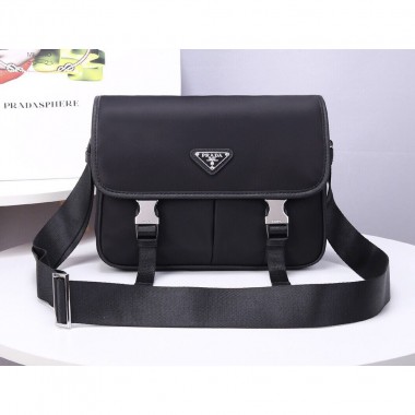 Prada Borsa con Tracolla in Nylon e Saffiano