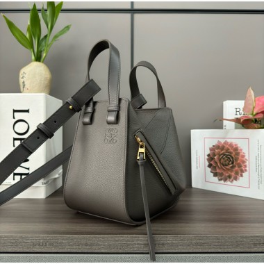 Loewe Compact Hammock bag in soft grained calfskin-Deep grey