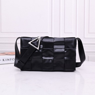 Bottega Veneta Cassette Borsa cross-body media