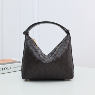 Bottega Veneta Wallace Shoulder Bag-Fondant