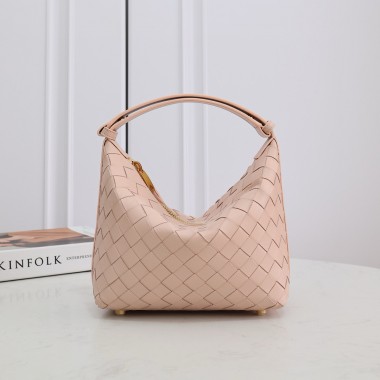 Bottega Veneta Wallace Shoulder Bag-Cameo