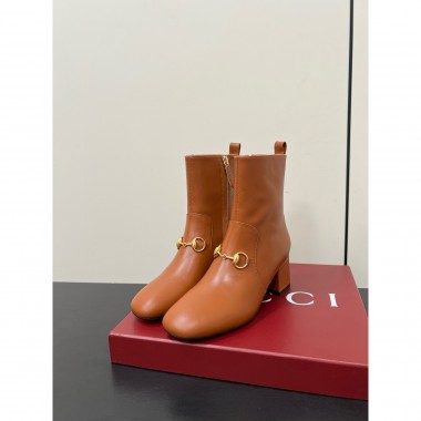 Stivaletto donna con Morsetto