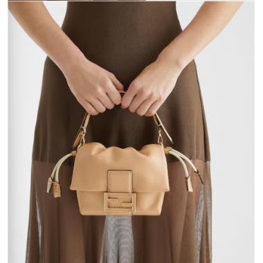Fendi Mamma Baguette Small Bag -Sand