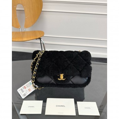 Borsa invernale Chanel Borsa a flap in lana-Black