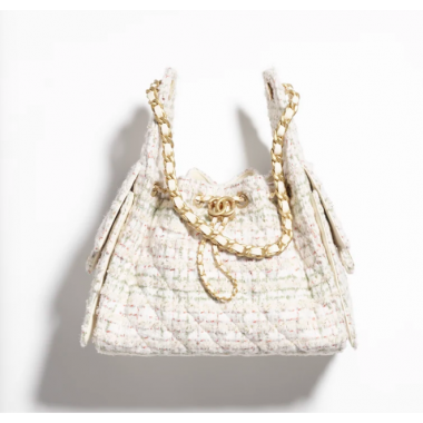 Chanel 25 Small handbag in Wool Tweed