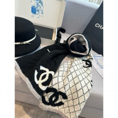 Chanel cashmere scarf
