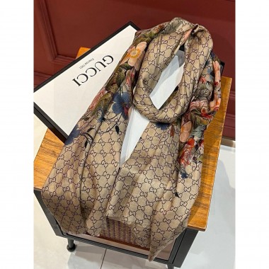 Gucci Light-weight Cashmere Scarf/Shawl