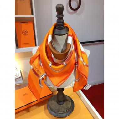 Hermse Silk Square scarf 90cm