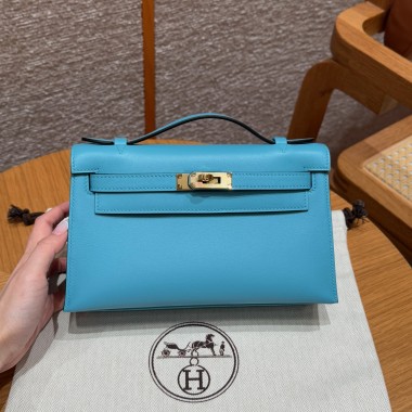 Hermes Kelly Pochette in Swift Leather-Blue de nord