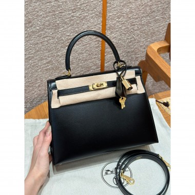 Hermes Kelly 25 / 28  in Box Leather-Black