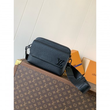 M22482 Fastline Messenger