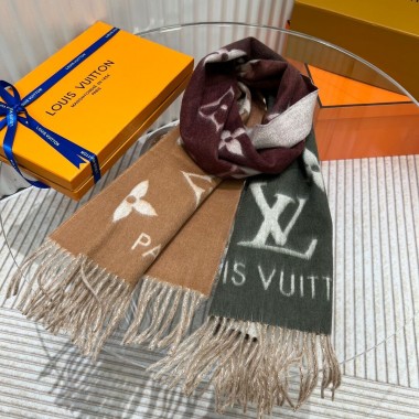 Louis Vuotton Cashere Scarf
