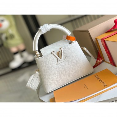 Louis Vuitton Capucines Mini