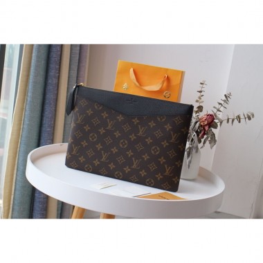 Louis Vuitton Daily Pouch