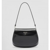 Borsa a spalla Prada Cleo in pelle spazzolata con pattina