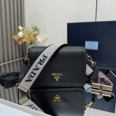 Prada Borsa a spalla in pelle-Black