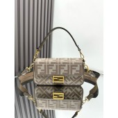 Borsa Fendi Classic Baguette