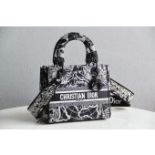 Christian Dior Medium Lady D-Lite Bag 