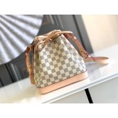 Damier Azur Noe BB N41220