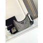 Borsa Prada Re-Edition 2005 in raso con cristalli