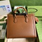 Borsa shopping Gucci Diana misura Media