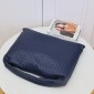Bottega Veneta Large Hop Shoulder Bag -Navy blue