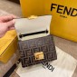  Fendi CAN U Minibag in Pelle  