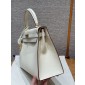Hermes Kelly 25 / 28  in Epsom Leather-Cream white